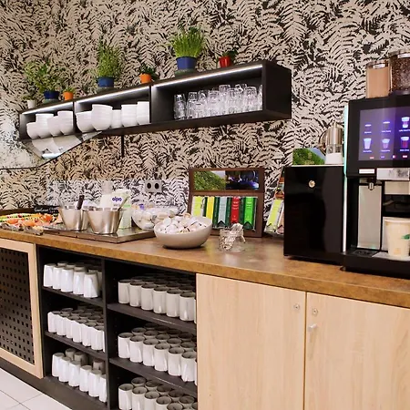 Отель Adagio Access 3*