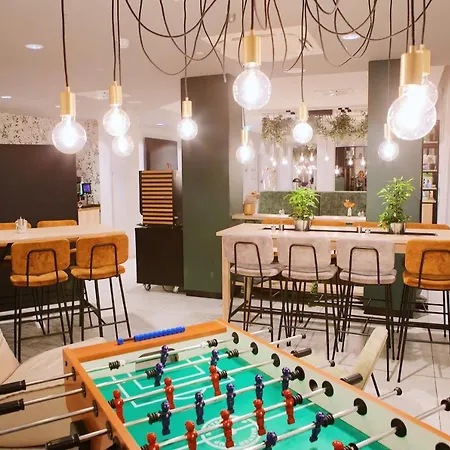 Adagio Access Hotel 3*
